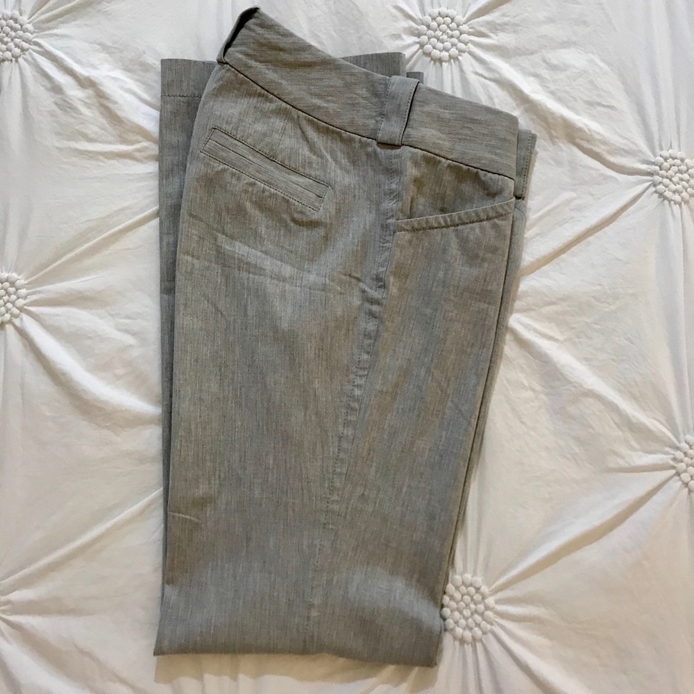BANANA REPUBLIC Martin Fit Gray Pants  Size 4  EUC - Like New Condition